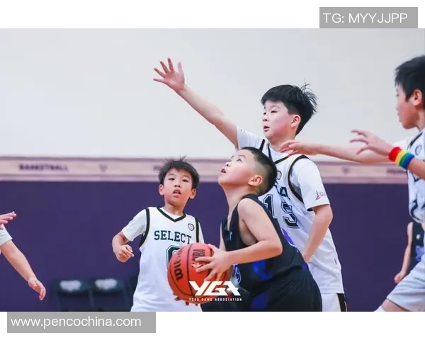 我与篮球的青春岁月：在球场上追逐梦想与友谊的故事